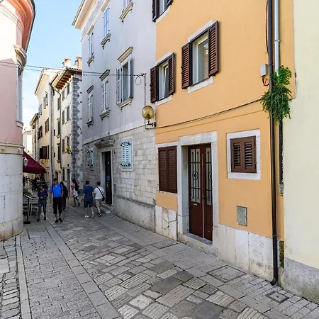 In Near Old Town Appartement Poreč