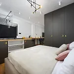In Near Old Town Apartman Porec