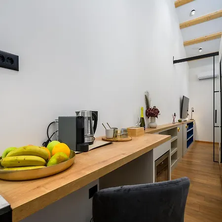 In Near Old Town Apartment Porec