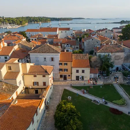 In Near Old Town Apartman Porec