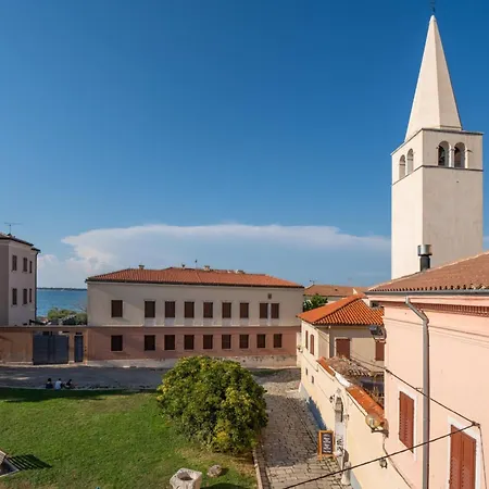 In Near Old Town Apartman Porec