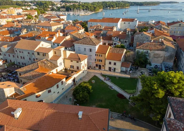 Appartement In Near Old Town